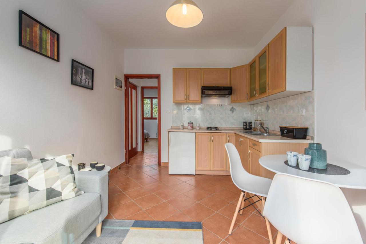 Apartman Bowie & Apartment Morgan Poreč Eksteriør billede